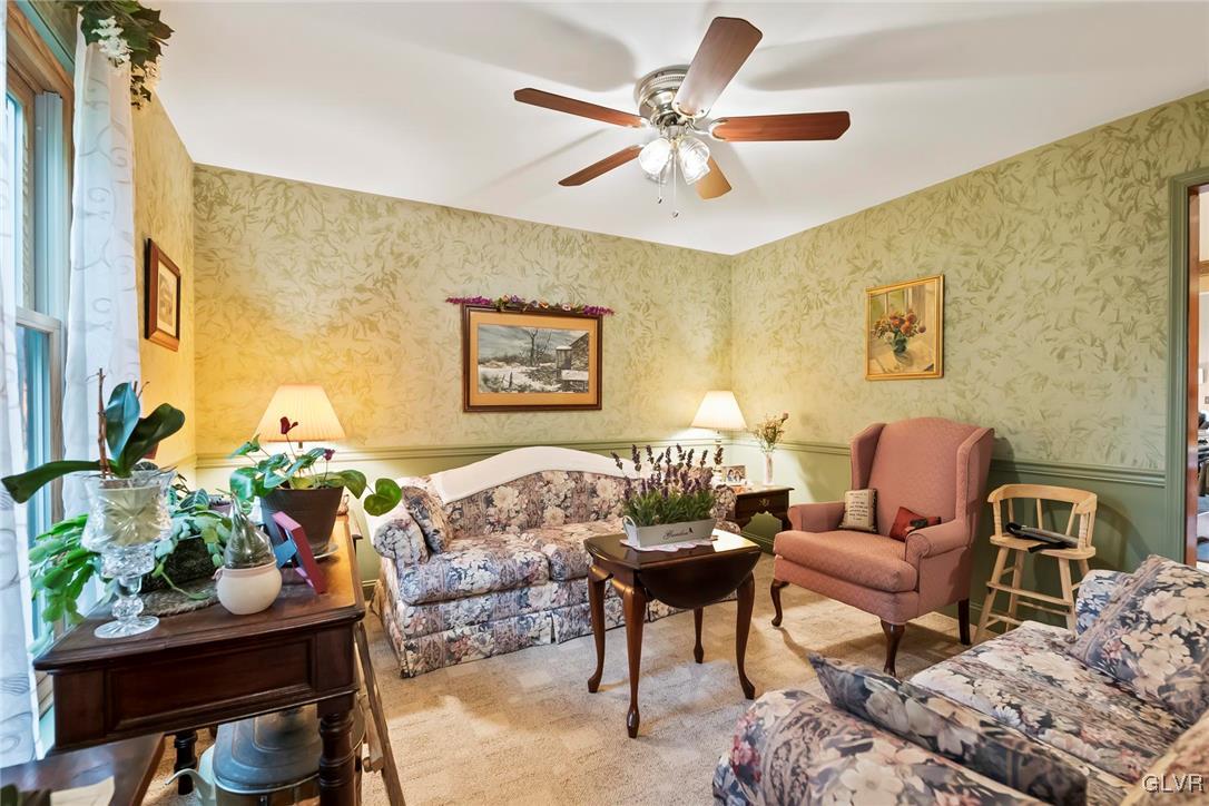 2744 Moore Circle Bath, PA 18014 - Photo 8 of 31 a living room with furniture and a potted plant