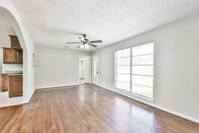 $1,700 | 7106 Pinetex Drive, Humble, TX 77396