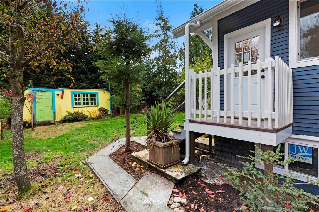 731 North 88th Street Seattle, WA 98103 - Photo 22 of 35