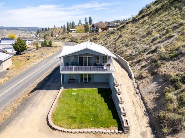 $615,000 | 42100 Deer Meadow Drive, Davenport, WA 99122