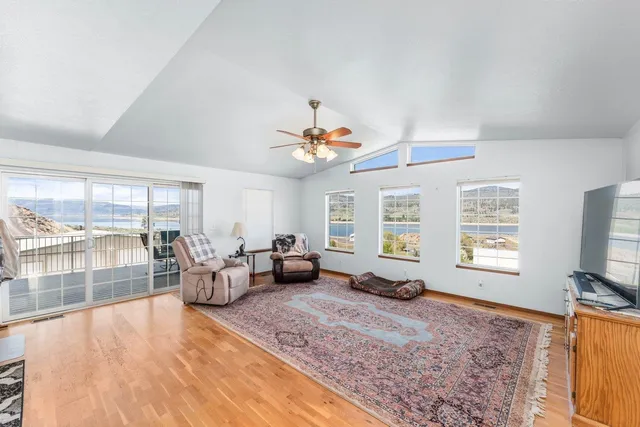 $650,000 | 42100 Deer Meadow Drive, Davenport, WA 99122