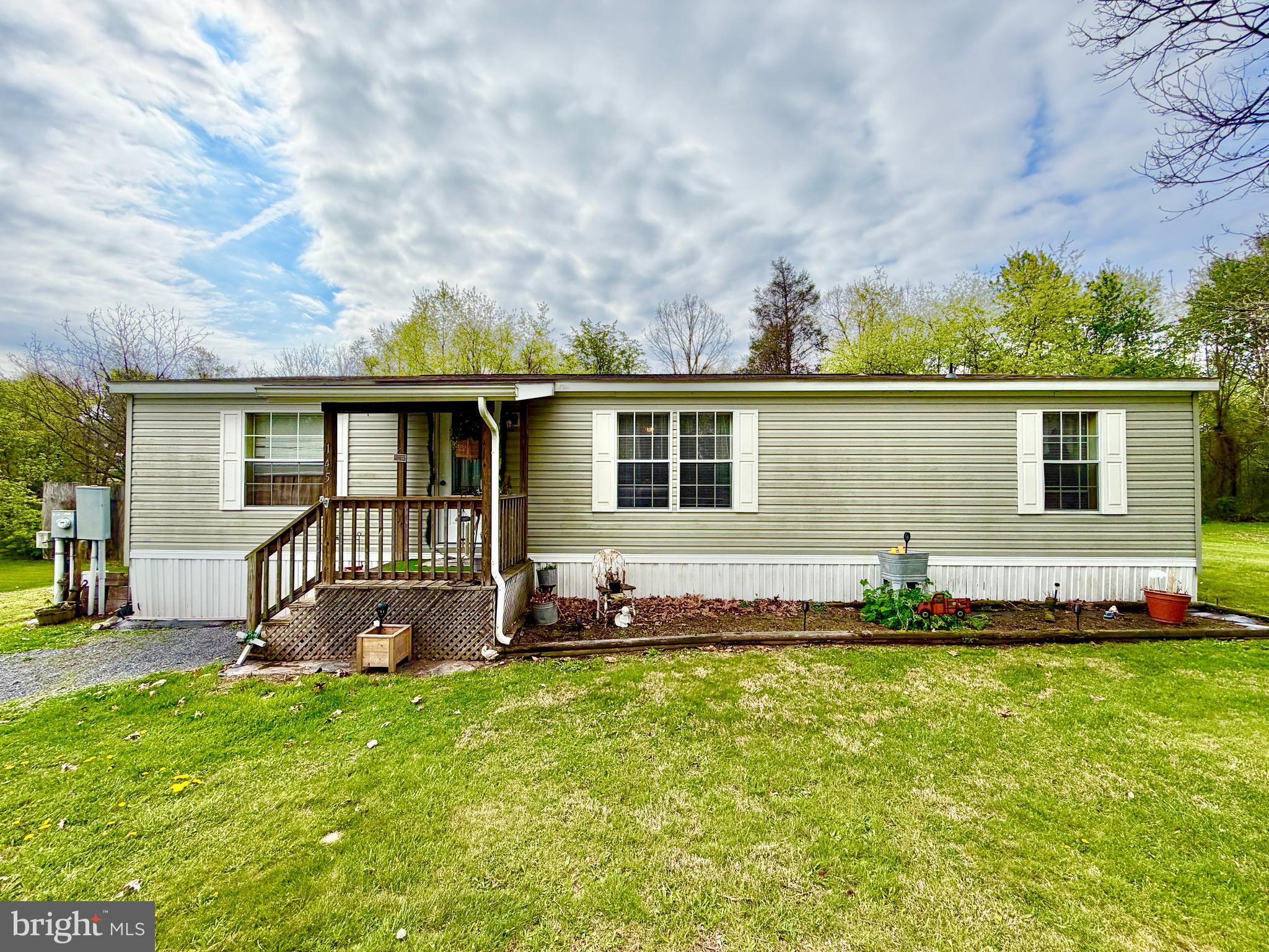 134 Crestview Road Breezewood, PA 15533 - Photo 2 of 41
