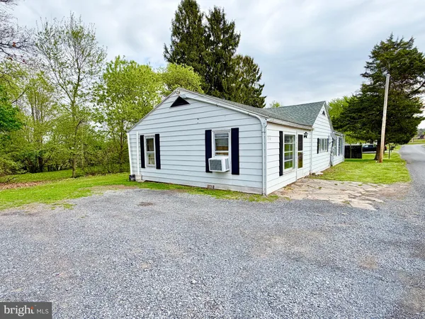 $175,000 | 134 Crestview Road, Breezewood, PA 15533