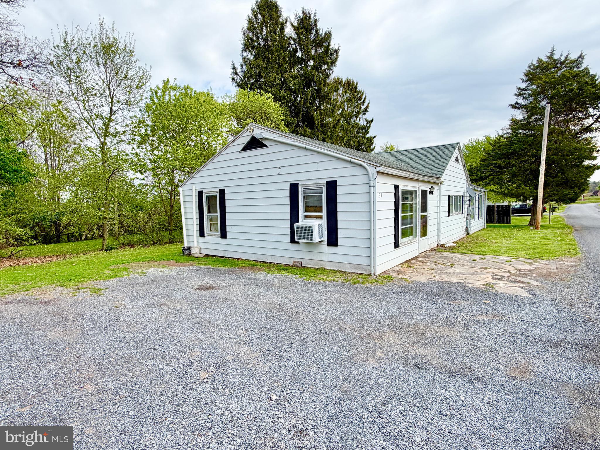 134 Crestview Road Breezewood, PA 15533 - Photo 25 of 41