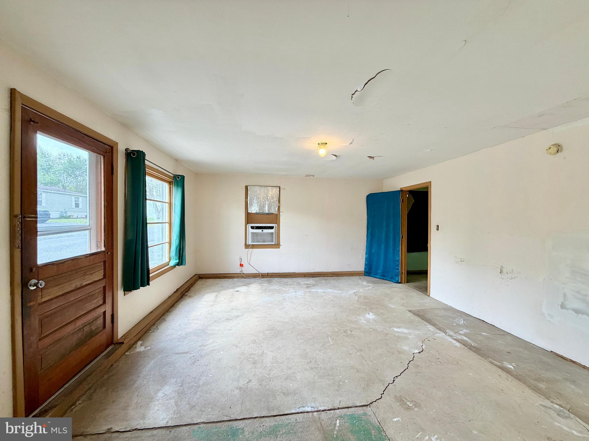 134 Crestview Road Breezewood, PA 15533 - Photo 33 of 41