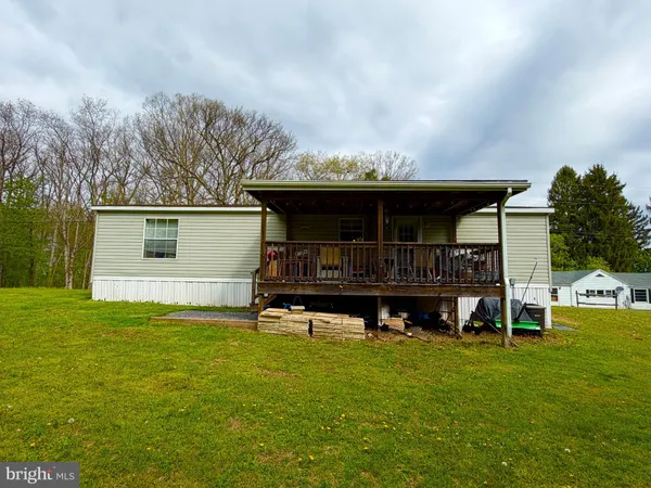 $175,000 | 134 Crestview Road, Breezewood, PA 15533