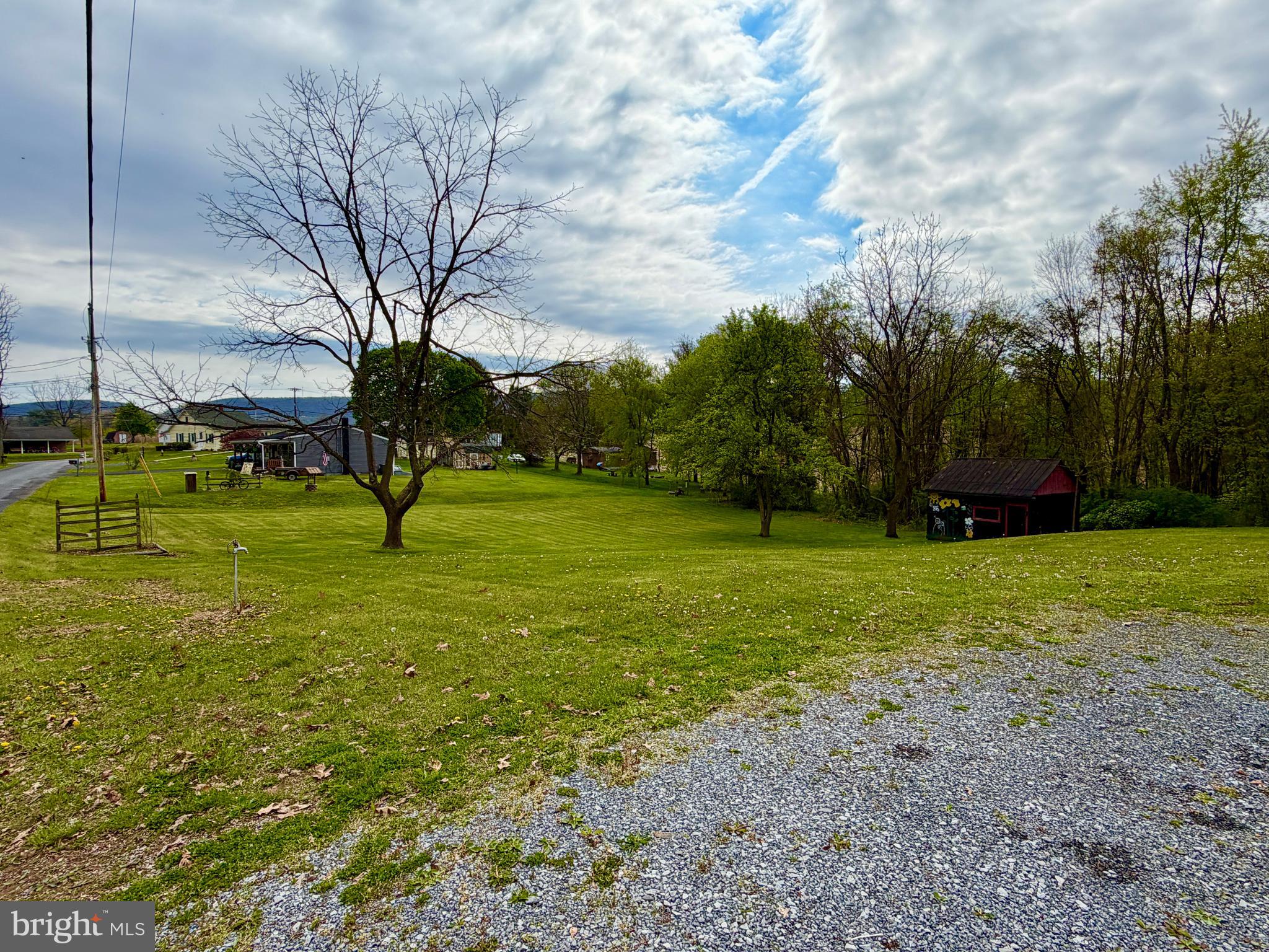 134 Crestview Road Breezewood, PA 15533 - Photo 9 of 41