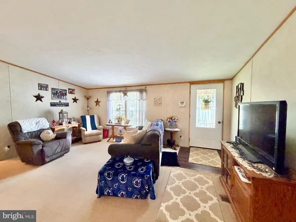 $175,000 | 134 Crestview Road, Breezewood, PA 15533