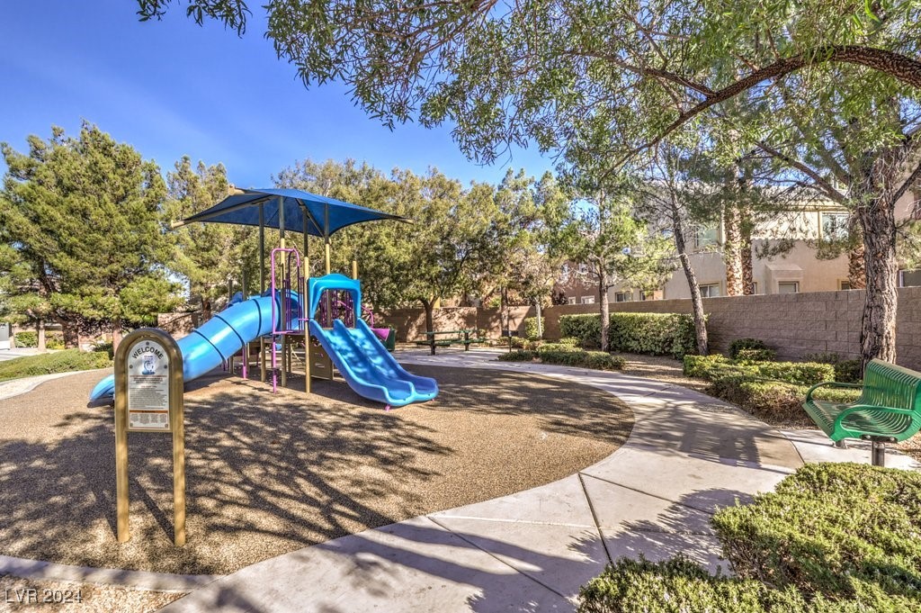 315 Foster Springs Road Las Vegas, NV 89148 - Photo 32 of 47