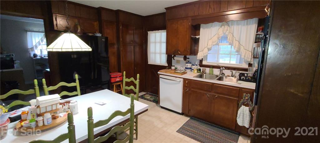 401 Shiloh Road Troy, NC 27371 - Photo 9 of 34 Gallery Image 9