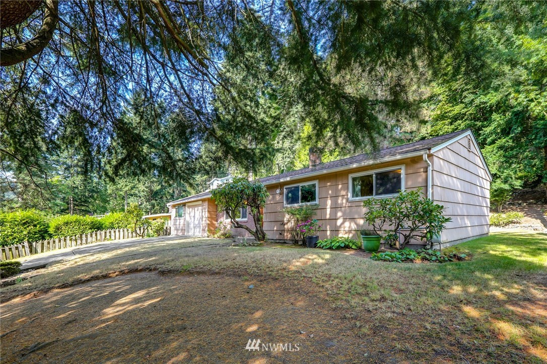 14918 Southeast Allen Road Bellevue, WA 98006 - Photo 2 of 26 Gallery Image 2