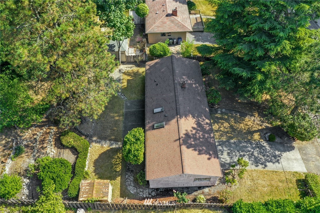 14918 Southeast Allen Road Bellevue, WA 98006 - Photo 23 of 26 Gallery Image 23