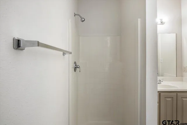 $459,900 | 3922 McDonald Road, Tyler, TX 75701