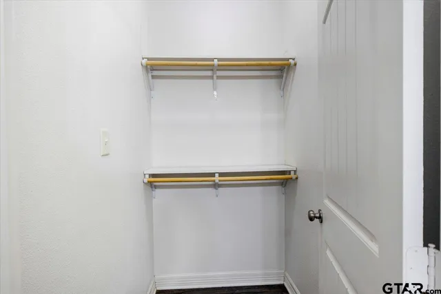 $459,900 | 3922 McDonald Road, Tyler, TX 75701