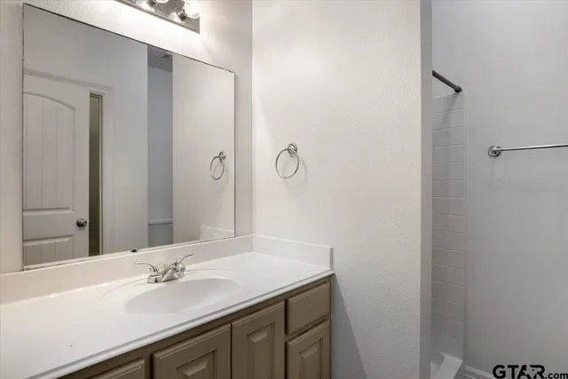 $459,900 | 3922 McDonald Road, Tyler, TX 75701