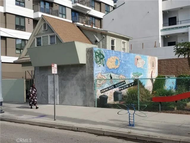 $1,100,000 | 620 Pacific Avenue, Long Beach, CA 90802