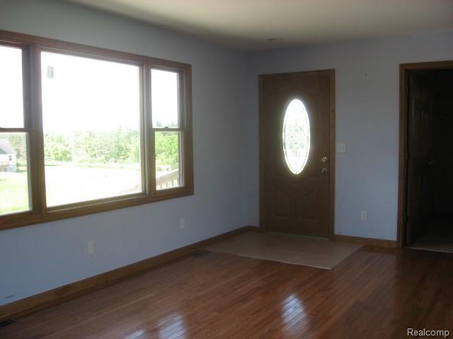 5525 Lyons Road Attica, MI 48412 - Photo 9 of 19 LR (1).jpg