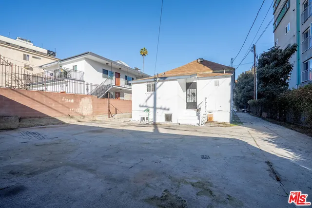 $1,248,000 | 955 South Ardmore Avenue, Los Angeles, CA 90006