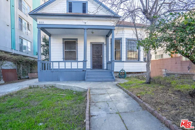 $1,248,000 | 955 South Ardmore Avenue, Los Angeles, CA 90006