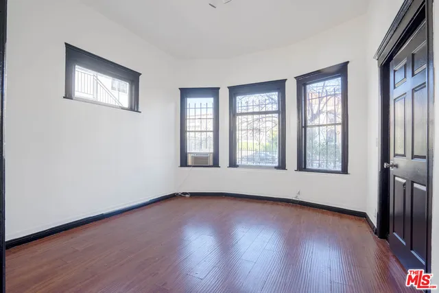 $1,248,000 | 955 South Ardmore Avenue, Los Angeles, CA 90006