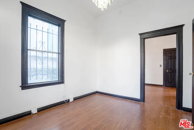 $1,248,000 | 955 South Ardmore Avenue, Los Angeles, CA 90006