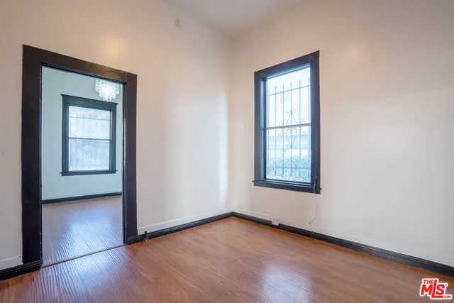 $1,248,000 | 955 South Ardmore Avenue, Los Angeles, CA 90006