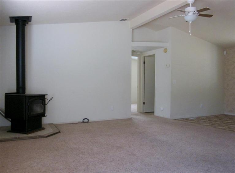 8200 East Antelope Road Eagle Point, OR 97524 - Photo 2 of 30 Additional Photo