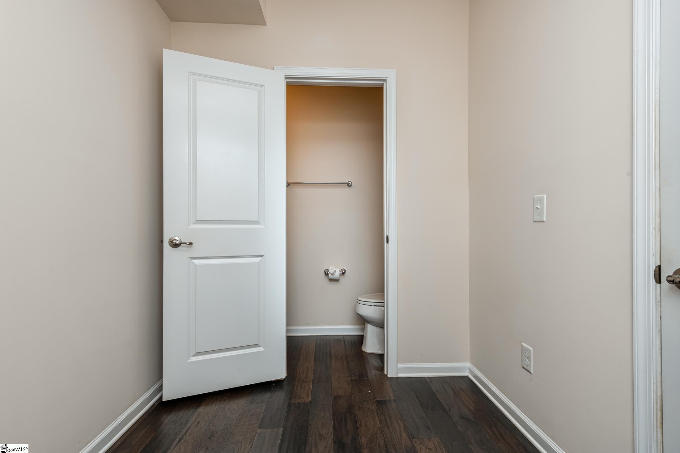 368 Bucklebury Road Greer, SC 29651 - Photo 14 of 36 Gallery Image 14
