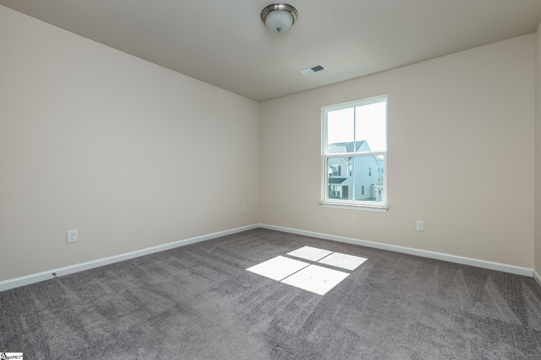 368 Bucklebury Road Greer, SC 29651 - Photo 18 of 36 Gallery Image 18