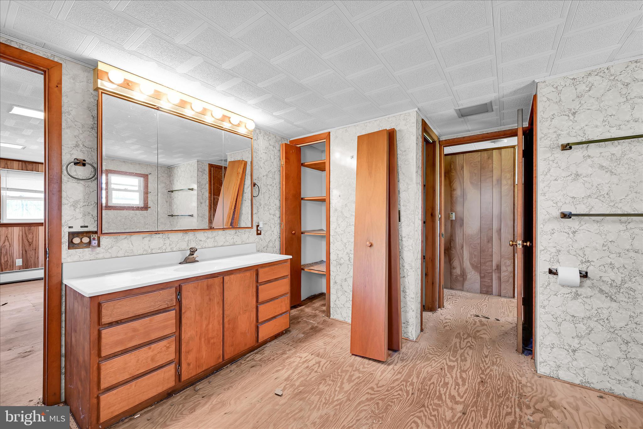 83 Silvertown Road Jonestown, PA 17038 - Photo 29 of 45 Bathroom