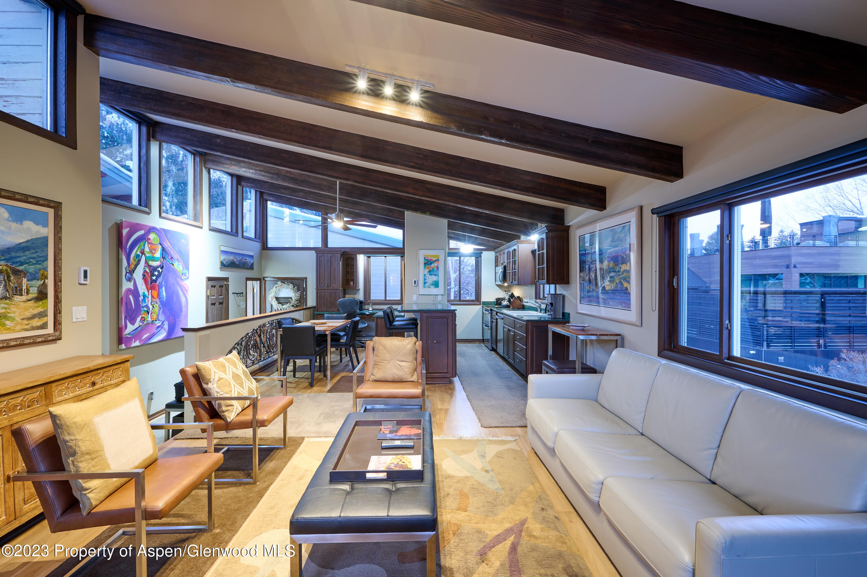 210 East Hyman Ave Unit 6