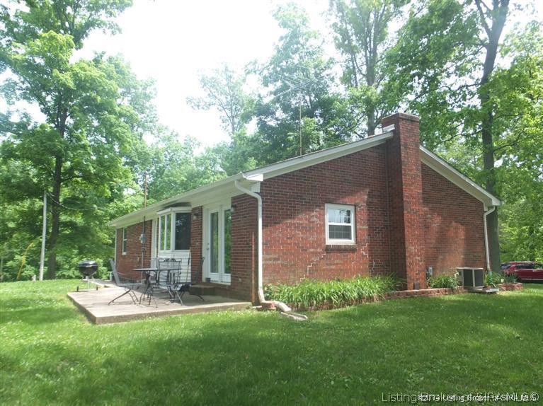 2306 Kane Road Southeast Corydon, IN 47112 - Photo 16 of 34