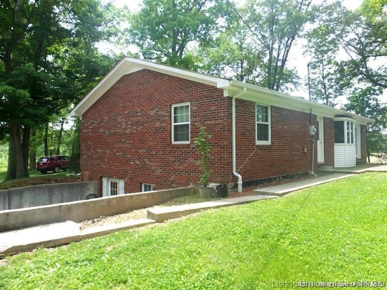 2306 Kane Road Southeast Corydon, IN 47112 - Photo 19 of 34
