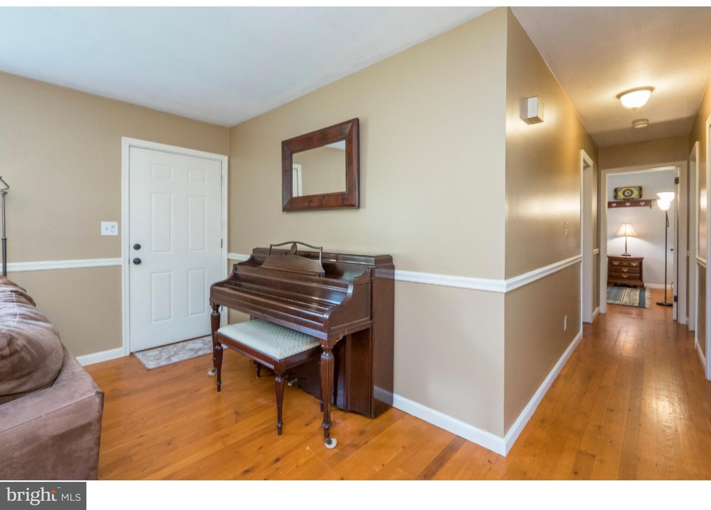 1227 Glenside Road Downingtown, PA 19335 - Photo 6 of 25 Gallery Image 6
