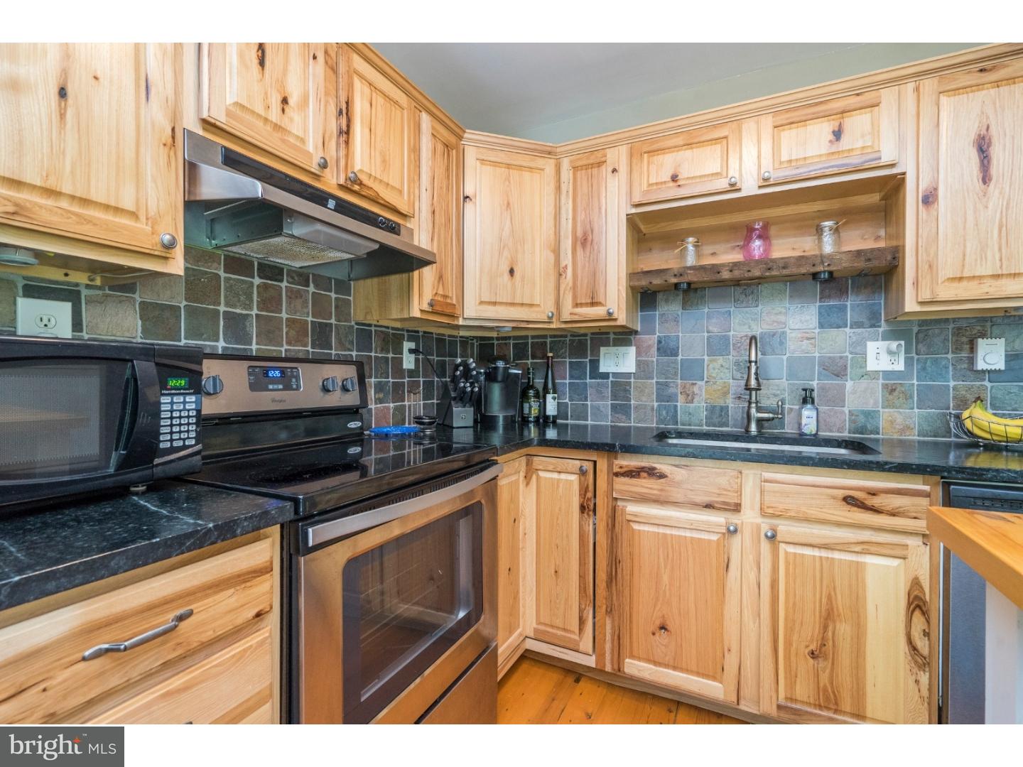 1227 Glenside Road Downingtown, PA 19335 - Photo 8 of 25 Gallery Image 8