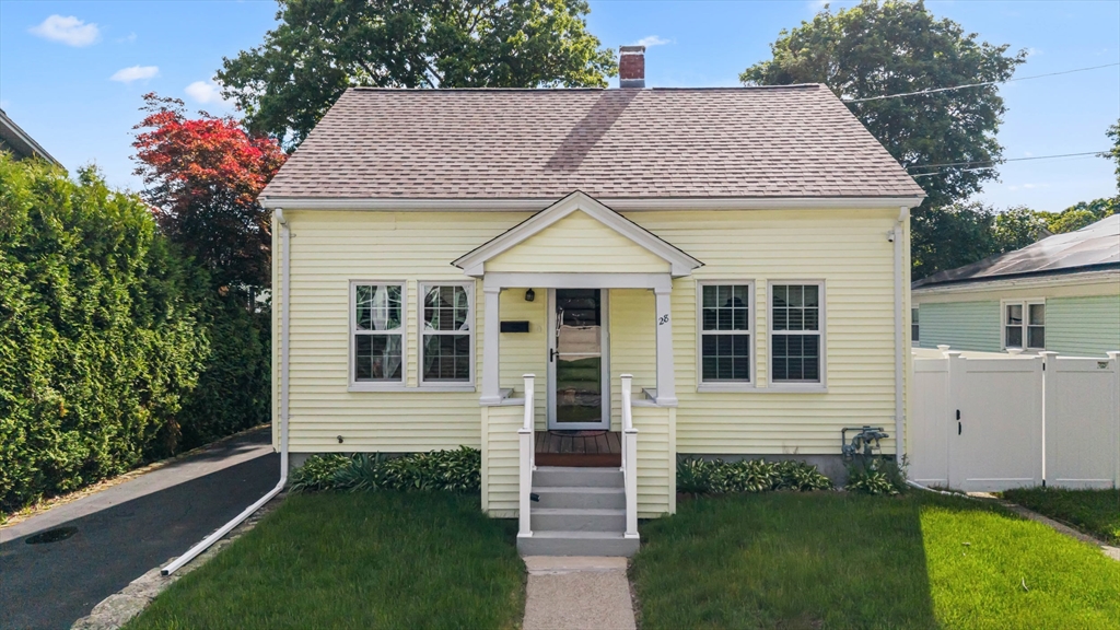 28 Spring Street Webster, MA 01570 - Photo 1 of 39 Gallery Image 1