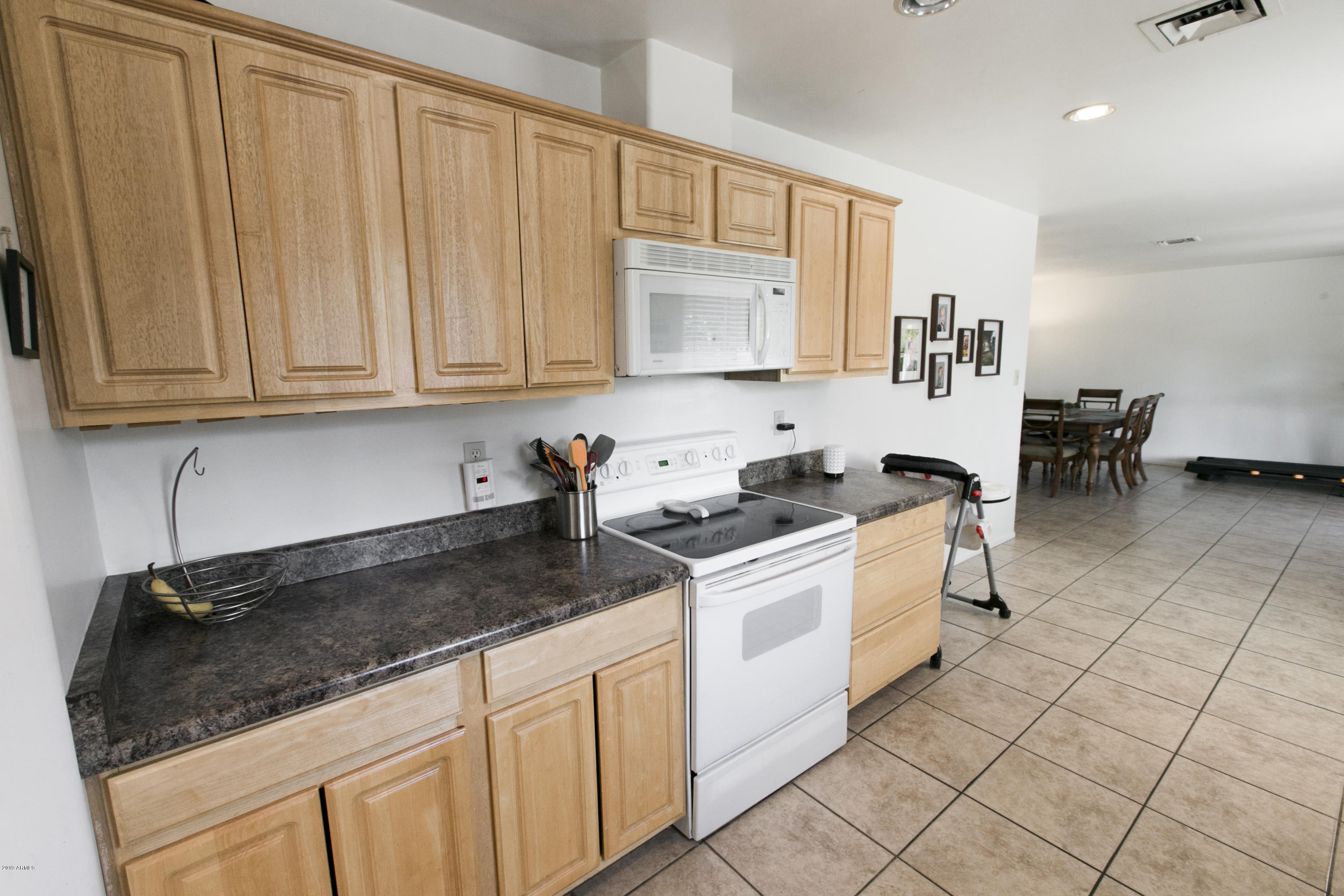 3711 South Terrace Road Tempe, AZ 85282 - Photo 11 of 38 KITCHEN - 83U0239
