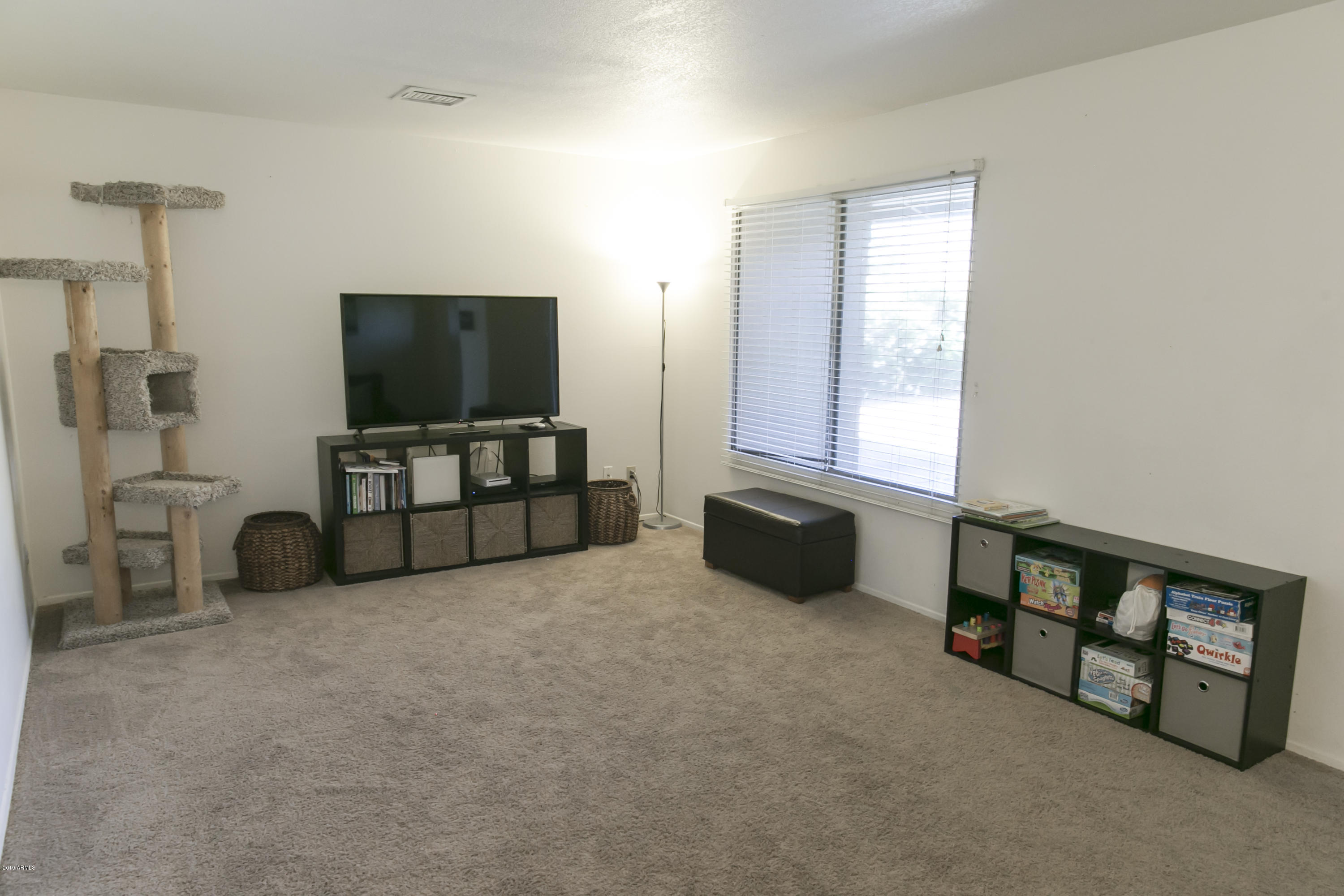 3711 South Terrace Road Tempe, AZ 85282 - Photo 22 of 38 LIVINGROOM 03 - 3U0203