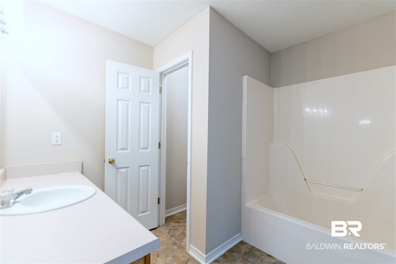 14727 Abacus Drive Foley, AL 36535 - Photo 10 of 22