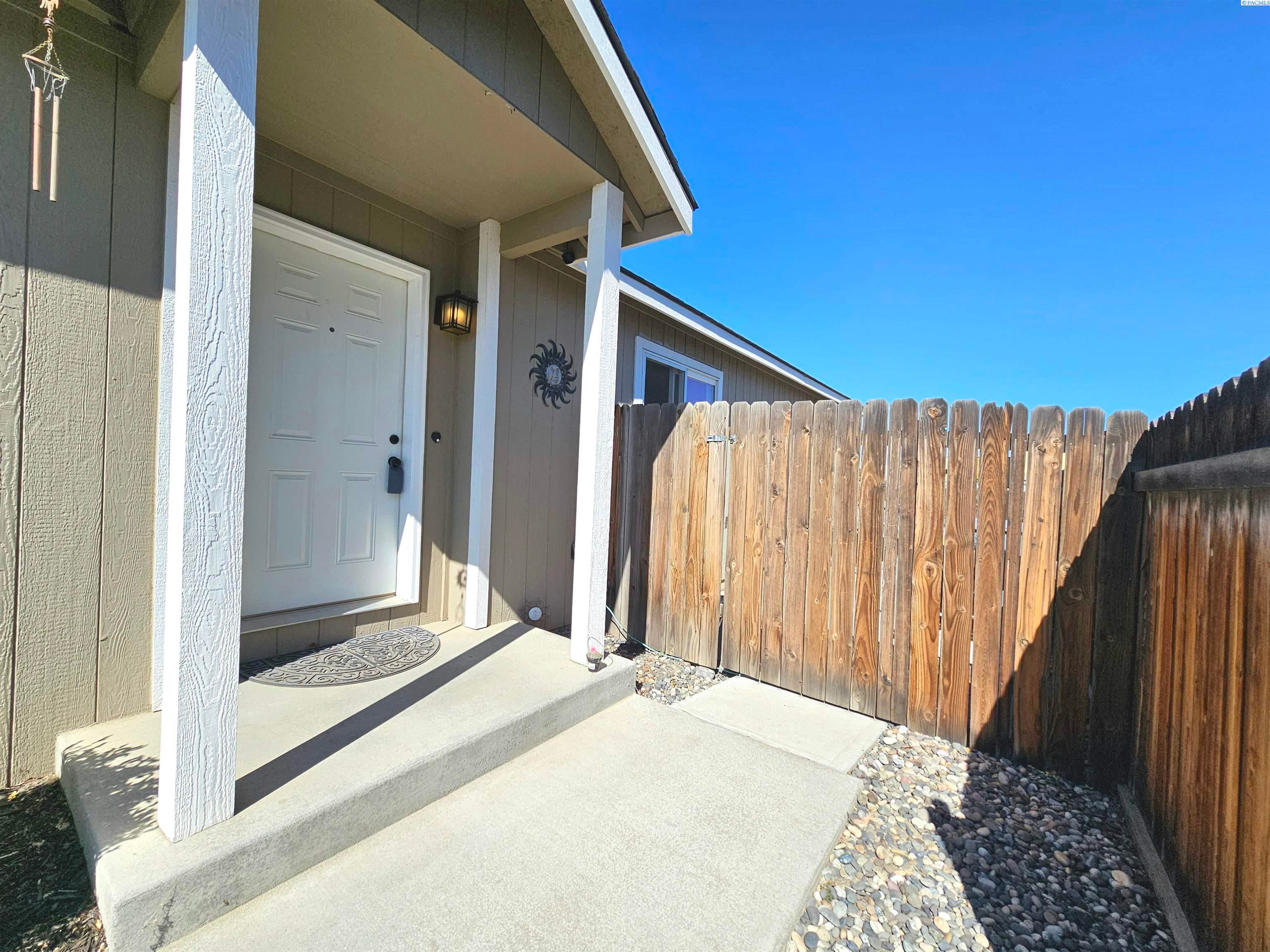 2613 Jason Loop Richland, WA 99352 - Photo 3 of 21 Gallery Image 3