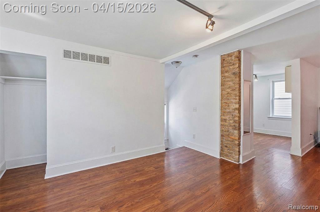11429 East 8 Mile Road Warren, MI 48089 - Photo 9 of 23