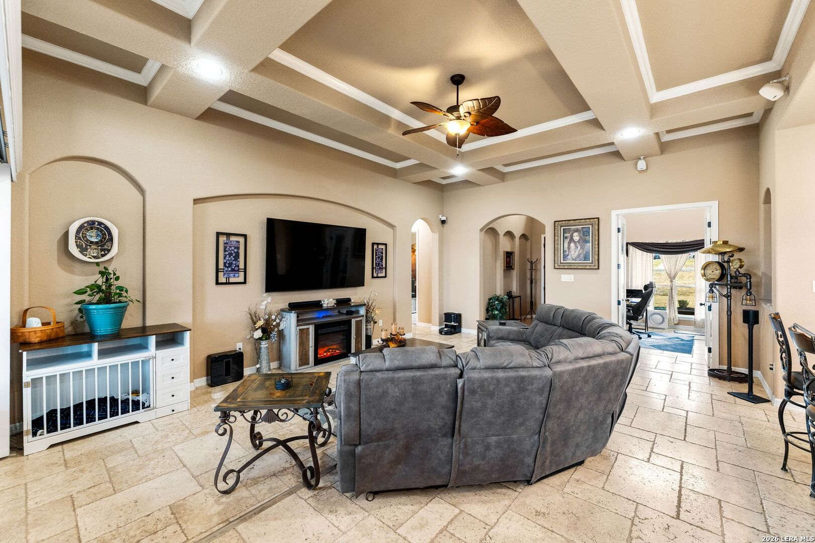 258 Triple R Drive La Vernia, TX 78121 - Photo 3 of 44