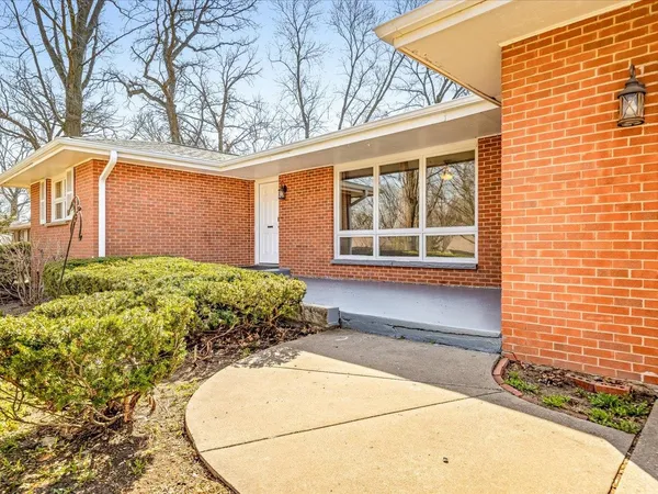 $230,000 | 2515 Mandrake Drive, Rockford, IL 61108
