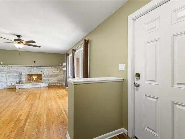 $230,000 | 2515 Mandrake Drive, Rockford, IL 61108
