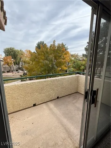 $1,295 | 5710 East Tropicana Avenue, Unit 2197, Las Vegas, NV 89122
