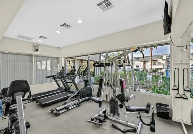 $1,295 | 5710 East Tropicana Avenue, Unit 2197, Las Vegas, NV 89122