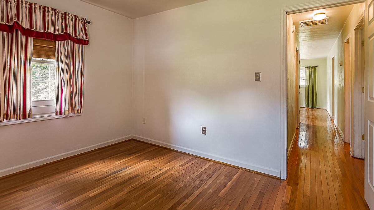 346 Oak Drive Blue Ridge, VA 24064 - Photo 11 of 15 Bedroom