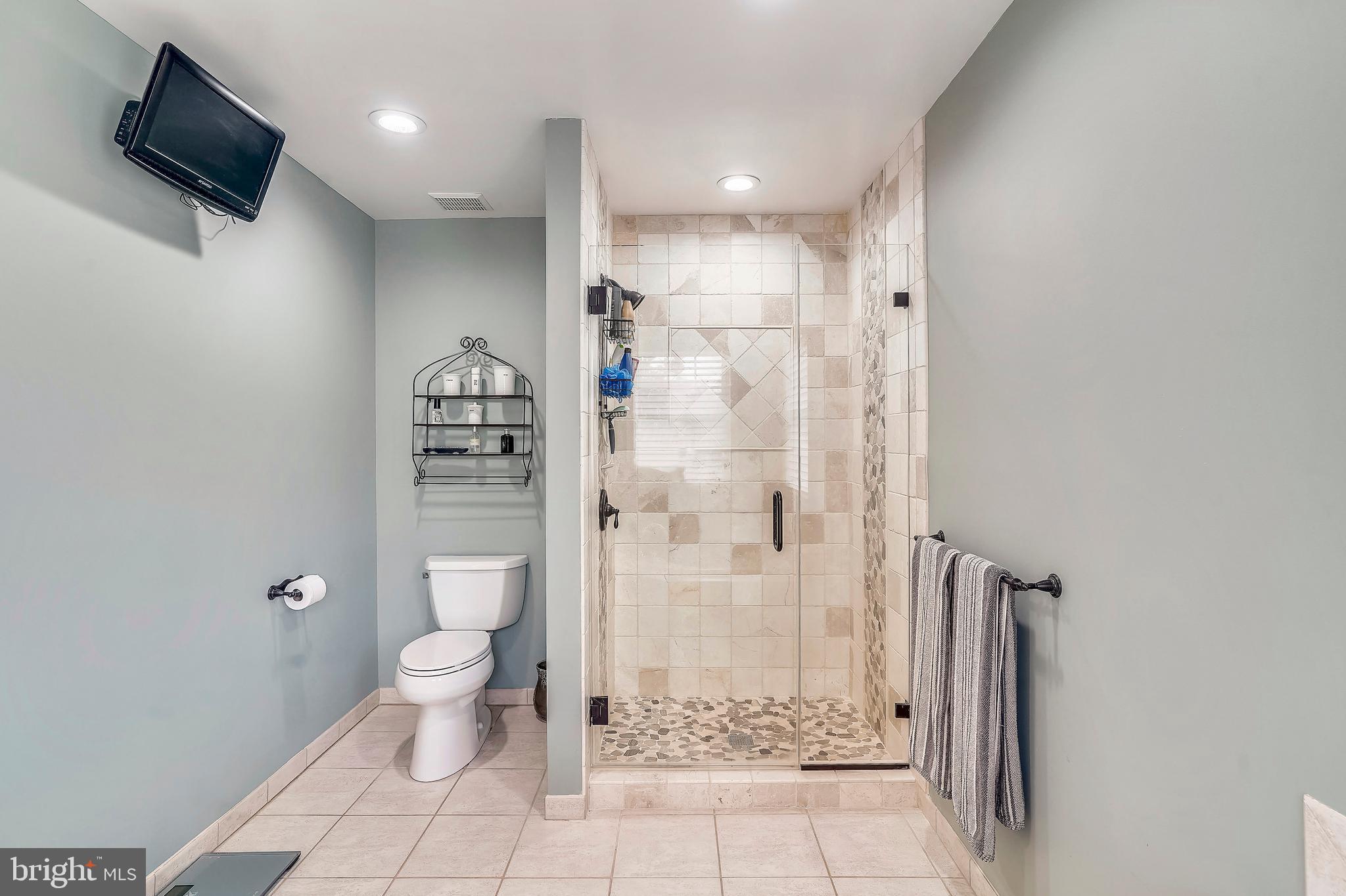6410 Griffith Road Gaithersburg, MD 20882 - Photo 38 of 56 Gallery Image 38