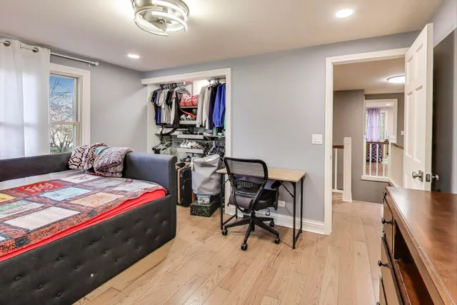 $670,000 | 239 Nita Lane, Libertyville, IL 60048