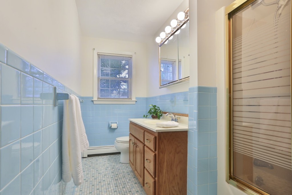 14 Rodgers Road Stoneham, MA 02180 - Photo 11 of 27 Gallery Image 11